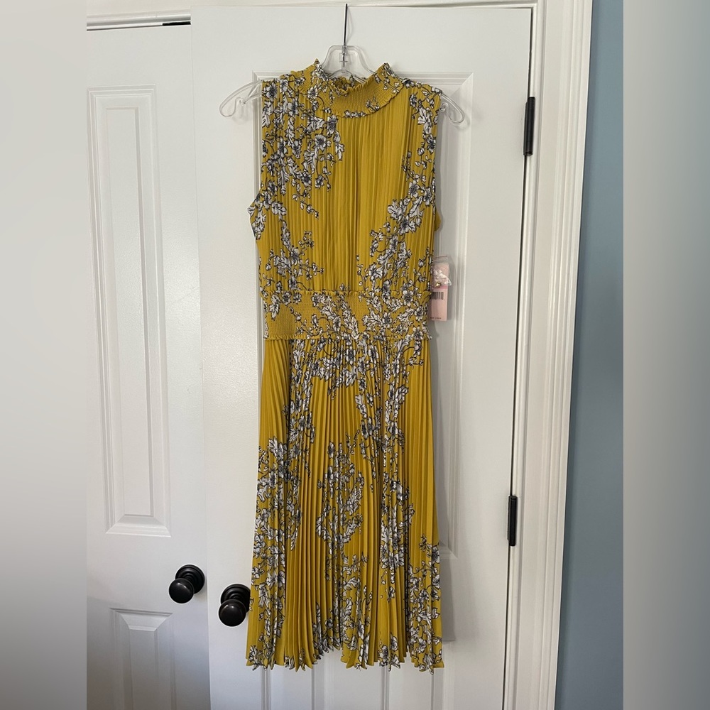 ๐Nanette By Nanette Lempore dress size 10.๐ - Picture 2 of 9
